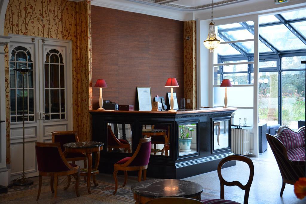 The Originals Boutique, Hotel Terminus, Bourg-En-Bresse Gare Exteriör bild
