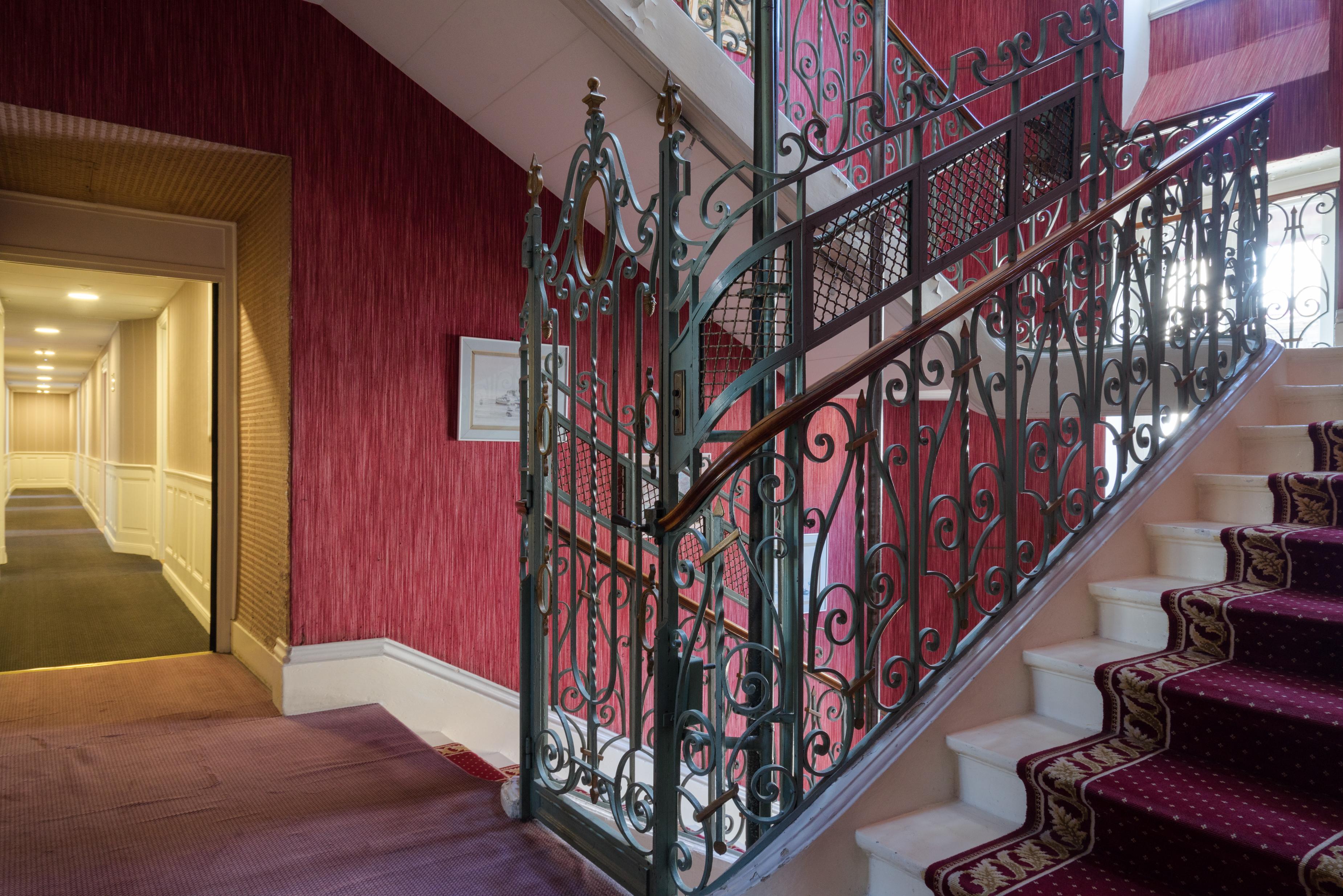 The Originals Boutique, Hotel Terminus, Bourg-En-Bresse Gare Exteriör bild