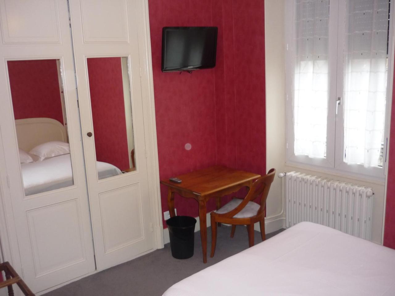 The Originals Boutique, Hotel Terminus, Bourg-En-Bresse Gare Exteriör bild